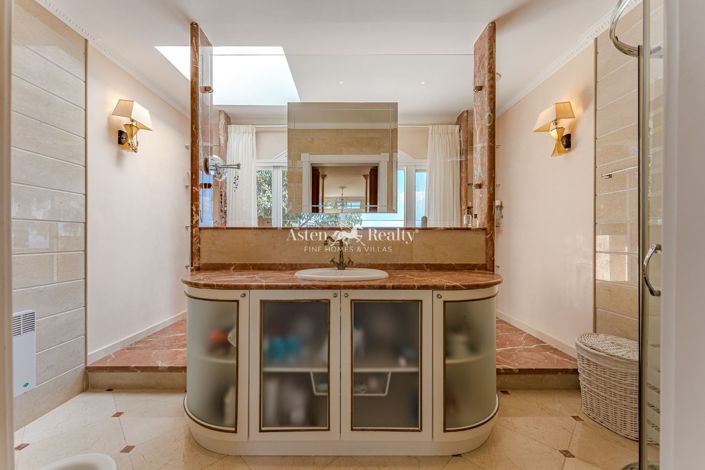 Image No.33-6 Bed Villa for sale