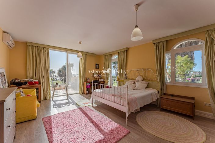 Image No.49-6 Bed Villa for sale