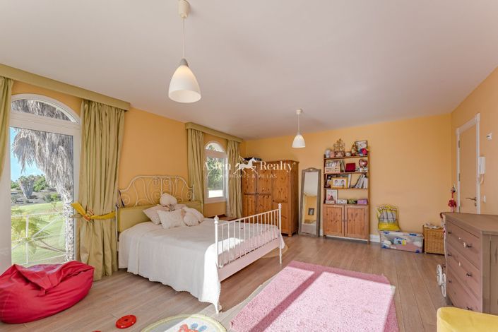 Image No.51-6 Bed Villa for sale