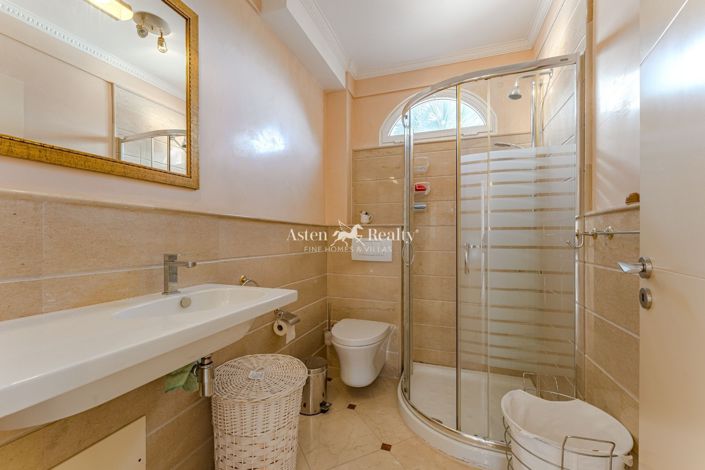 Image No.53-6 Bed Villa for sale