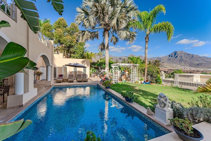 Image No.55-6 Bed Villa for sale