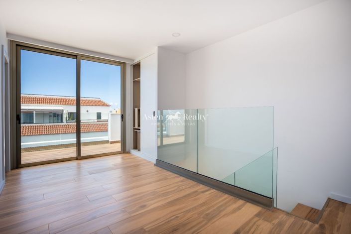 Image No.11-2 Bed Penthouse for sale