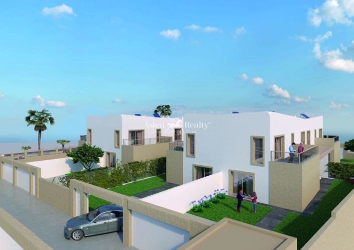 Image No.1-3 Bed House for sale