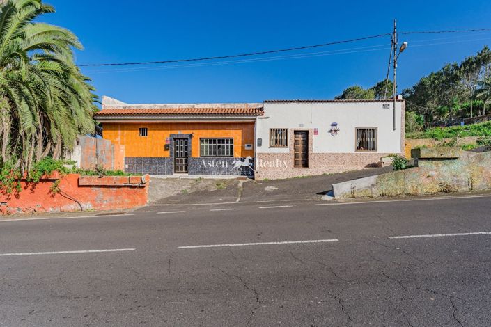 Image No.2-5 Bed House for sale