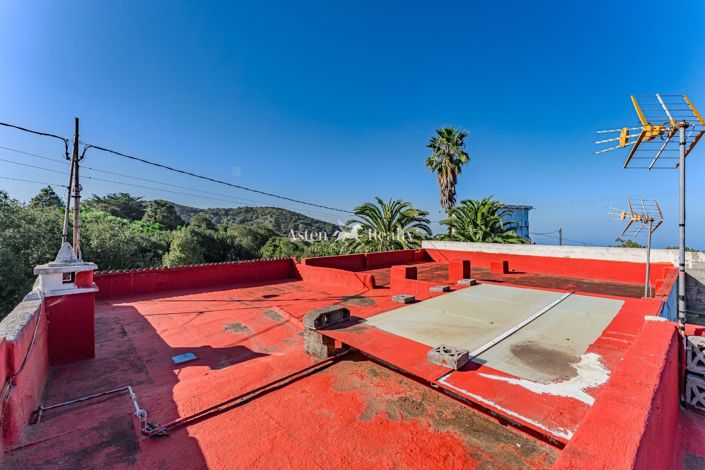 Image No.25-5 Bed House for sale