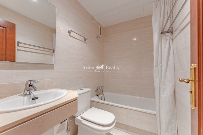 Image No.21-2 Bed Apartment for sale