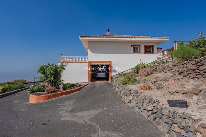 Image No.33-6 Bed House for sale