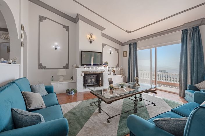 Image No.39-6 Bed House for sale