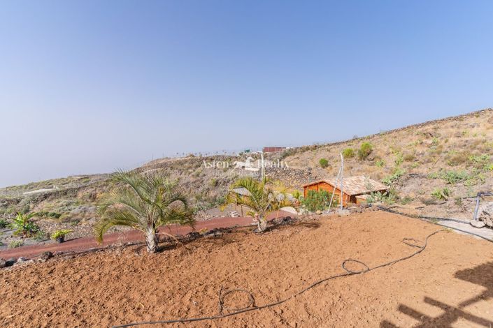 Image No.20-8 Bed Villa for sale