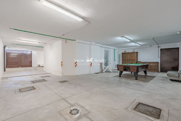 Image No.24-6 Bed Villa for sale