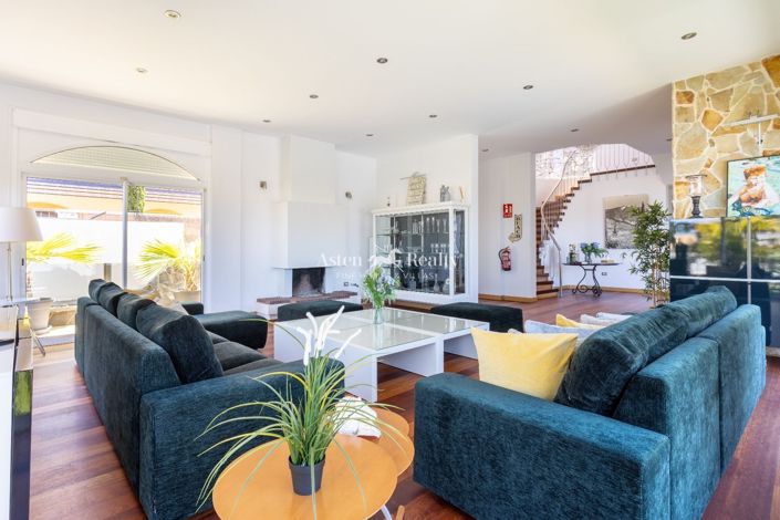 Image No.11-Villa de 7 chambres à vendre à Puerto De La Cruz