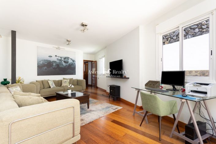 Image No.19-Villa de 7 chambres à vendre à Puerto De La Cruz