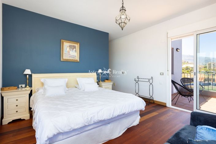 Image No.24-Villa de 7 chambres à vendre à Puerto De La Cruz