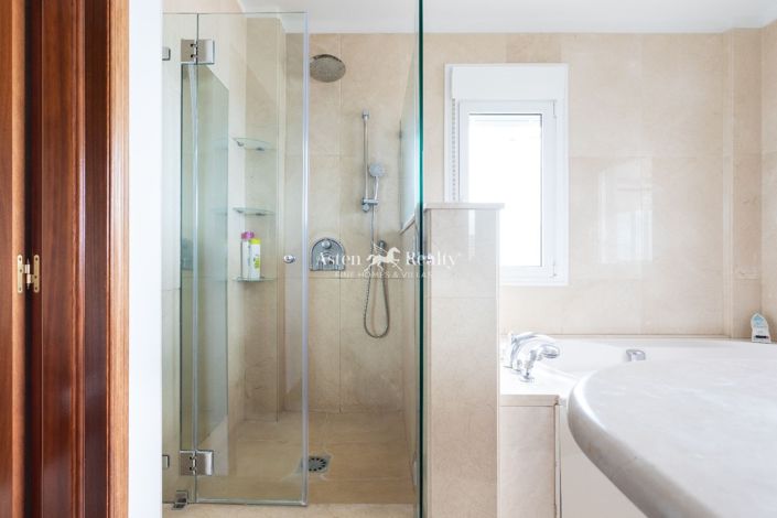 Image No.32-Villa de 7 chambres à vendre à Puerto De La Cruz