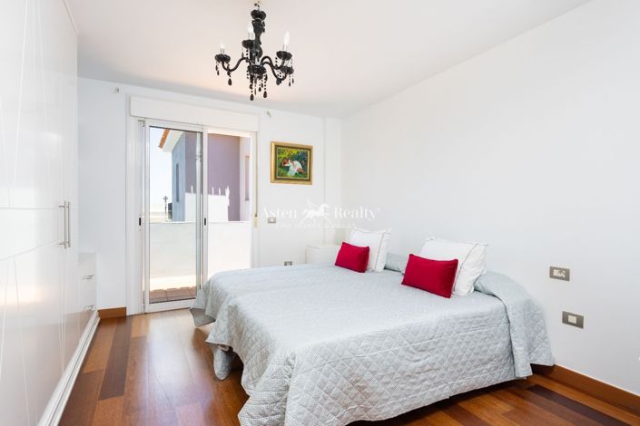 Image No.37-Villa de 7 chambres à vendre à Puerto De La Cruz