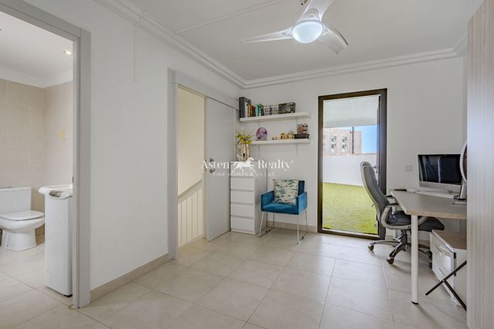 Image No.6-3 Bed Penthouse for sale