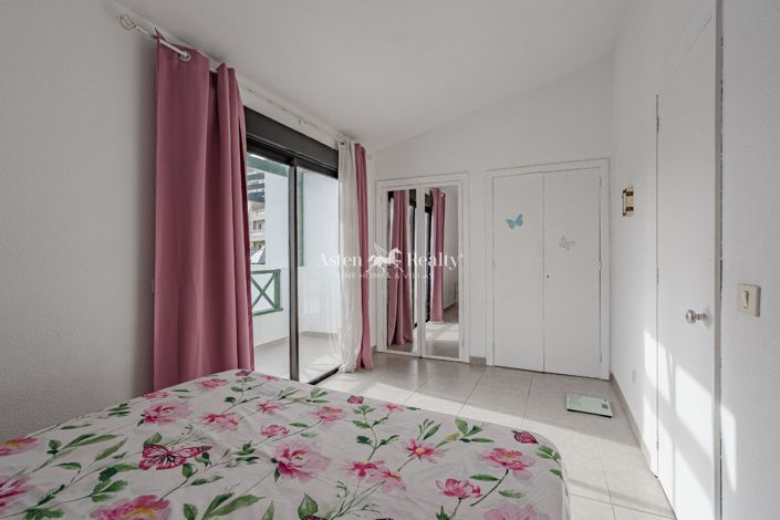 Image No.14-4 Bed House for sale