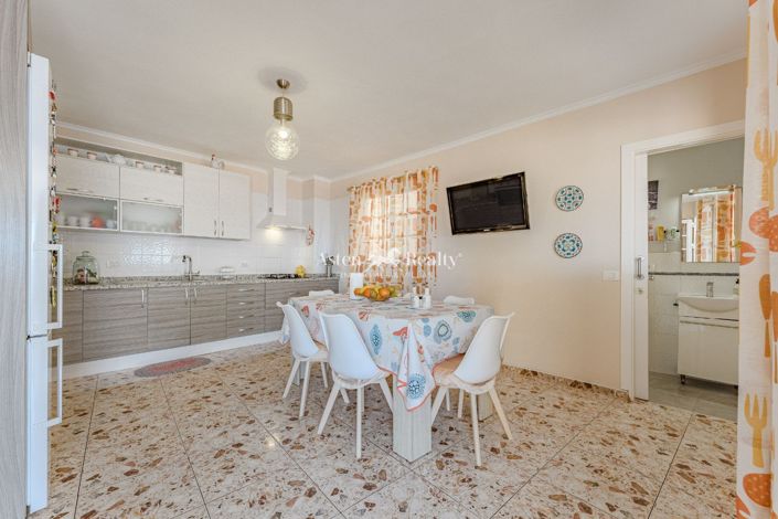 Image No.10-Maison de 6 chambres à vendre à Puerto de Santiago