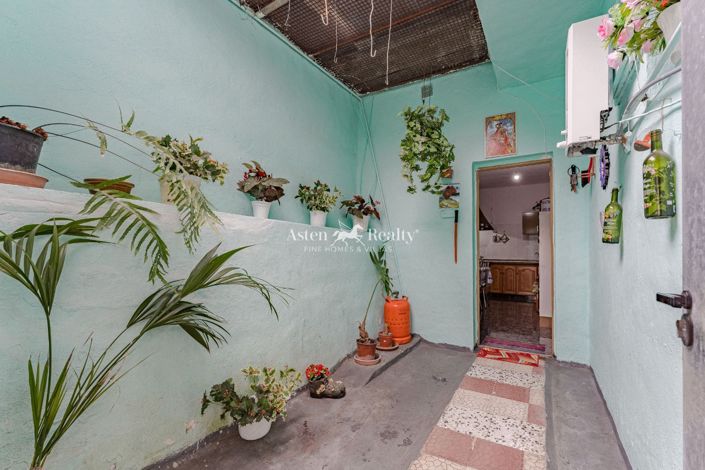 Image No.27-3 Bed House for sale