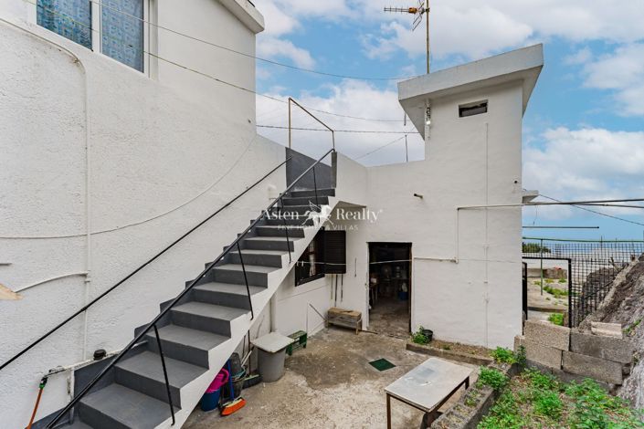 Image No.35-3 Bed House for sale