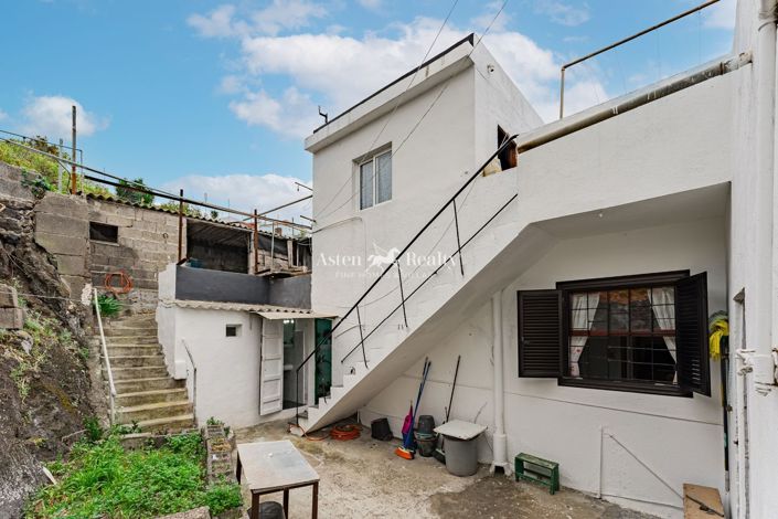 Image No.36-3 Bed House for sale