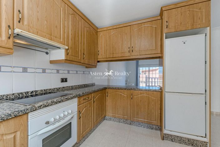 Image No.8-2 Bed Apartment for sale