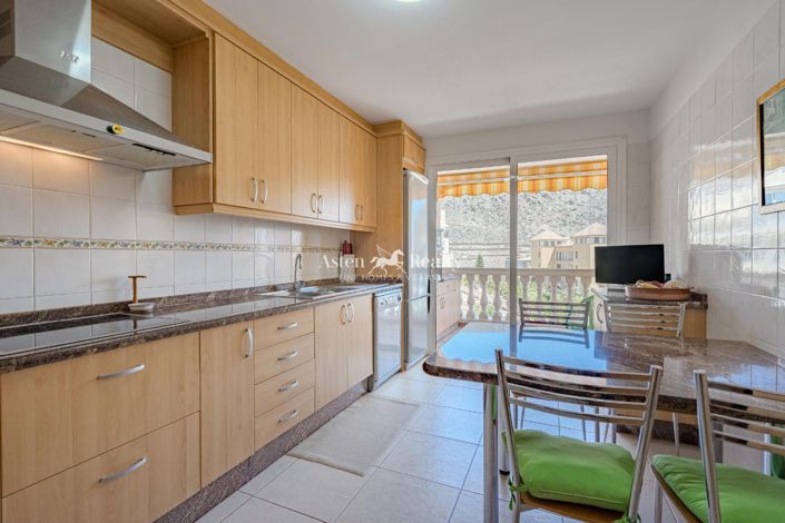 Image No.5-4 Bed Flat for sale