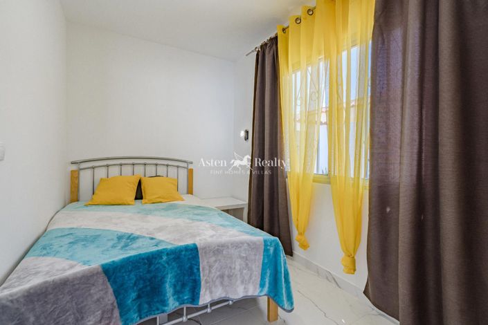 Image No.13-3 Bed Villa for sale