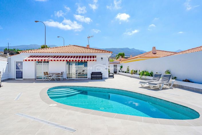 Image No.1-3 Bed Villa for sale