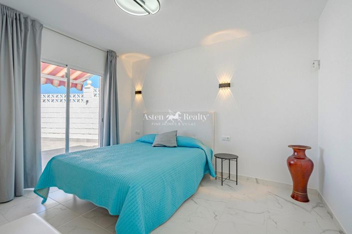 Image No.8-3 Bed Villa for sale