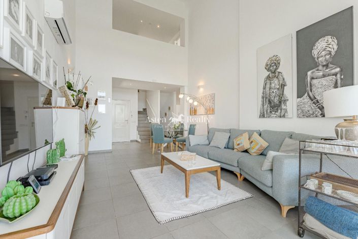 Image No.19-4 Bed Villa for sale