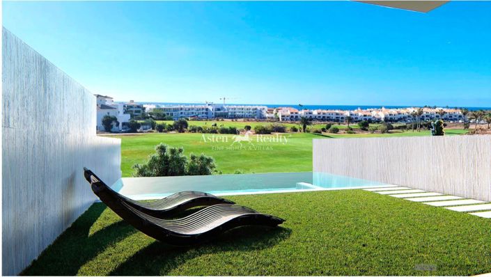 Image No.1-2 Bed Villa for sale