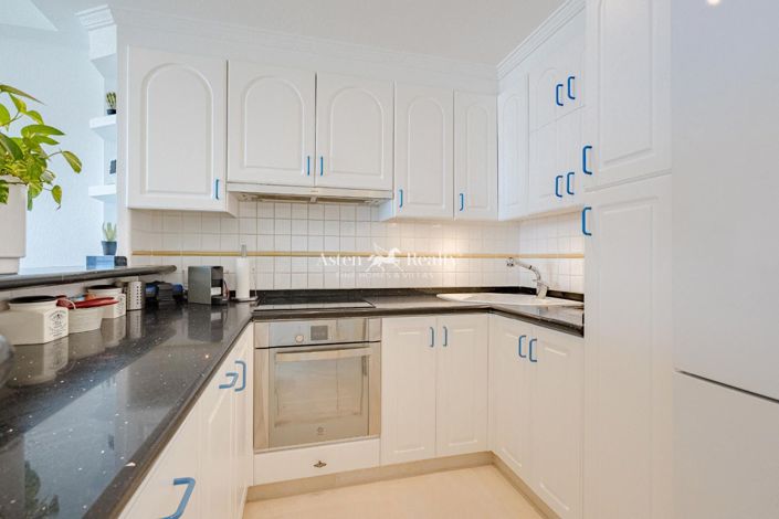 Image No.9-1 Bed Apartment for sale