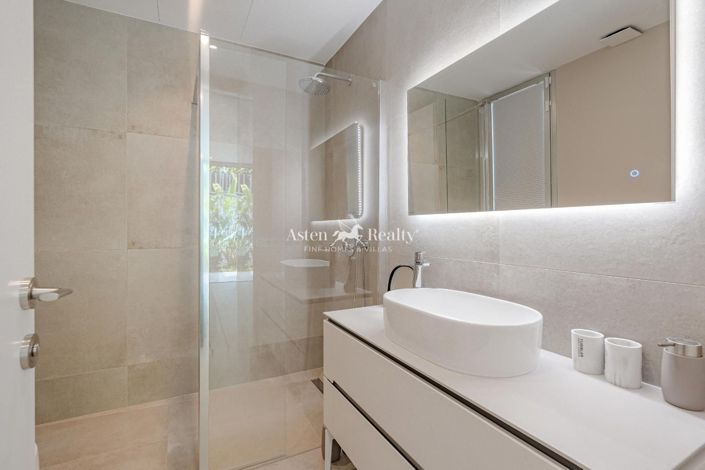 Image No.21-4 Bed Villa for sale