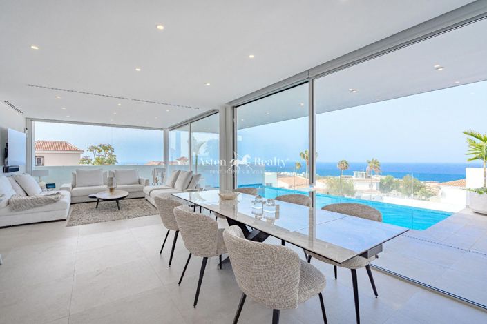 Image No.1-4 Bed Villa for sale