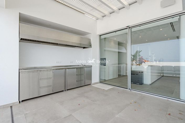 Image No.33-4 Bed Villa for sale