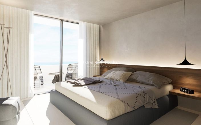 Image No.2-3 Bed House for sale