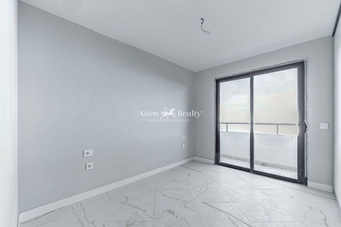 Image No.20-3 Bed House for sale