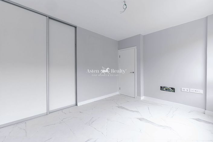 Image No.23-3 Bed House for sale