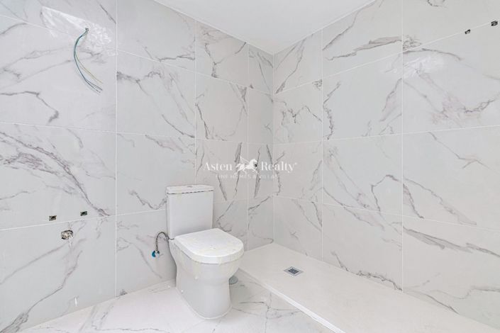 Image No.28-3 Bed House for sale