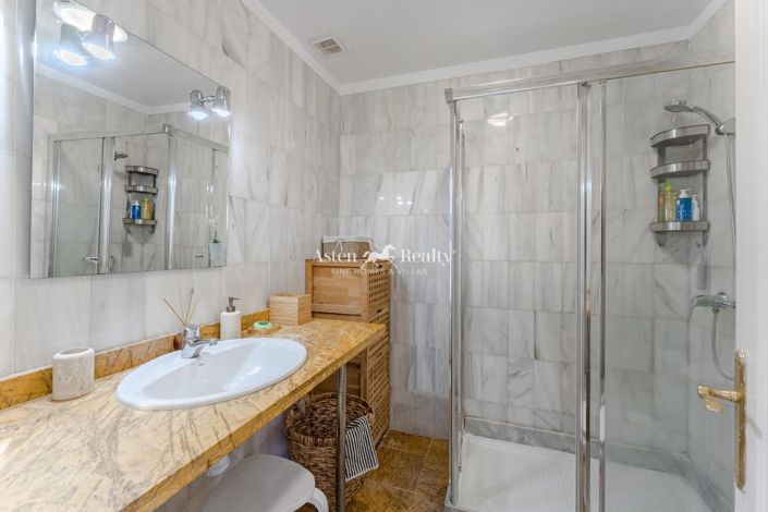 Image No.16-4 Bed Penthouse for sale