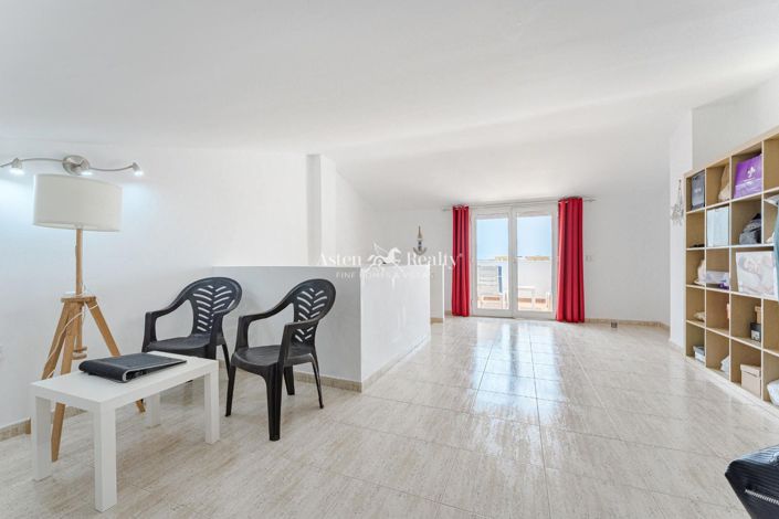 Image No.20-4 Bed Penthouse for sale