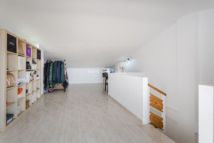 Image No.21-4 Bed Penthouse for sale