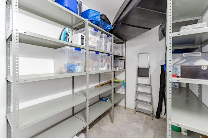 Image No.24-4 Bed Penthouse for sale