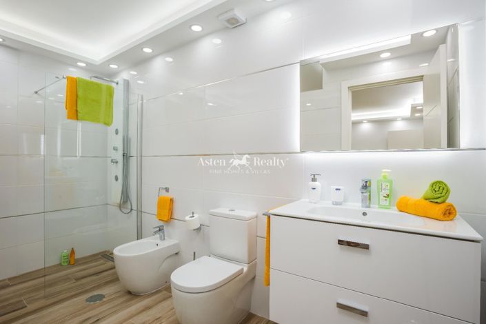 Image No.17-Villa de 6 chambres à vendre à Torviscas Alto