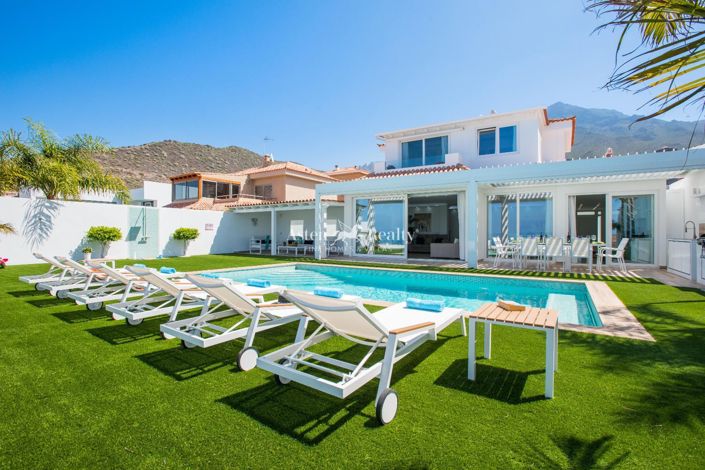 Image No.36-6 Bed Villa for sale