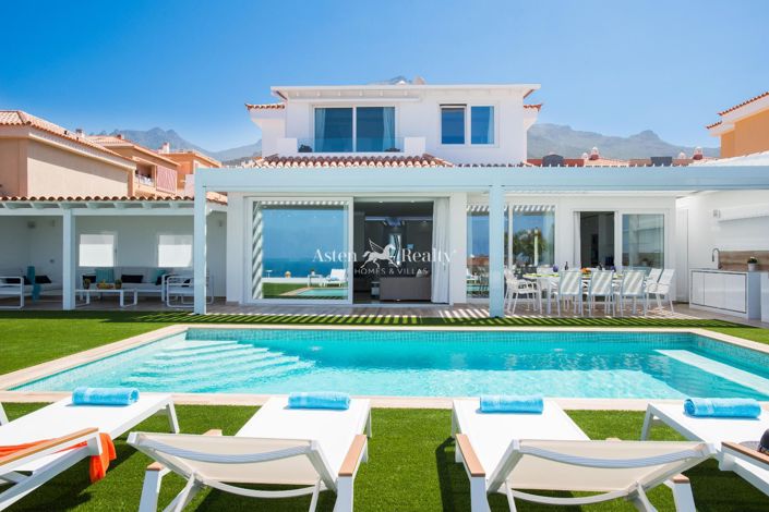 Image No.4-Villa de 6 chambres à vendre à Torviscas Alto