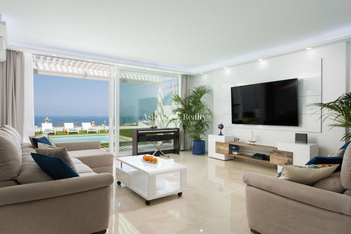 Image No.7-6 Bed Villa for sale
