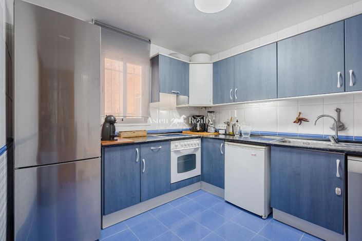 Image No.11-3 Bed Apartment for sale