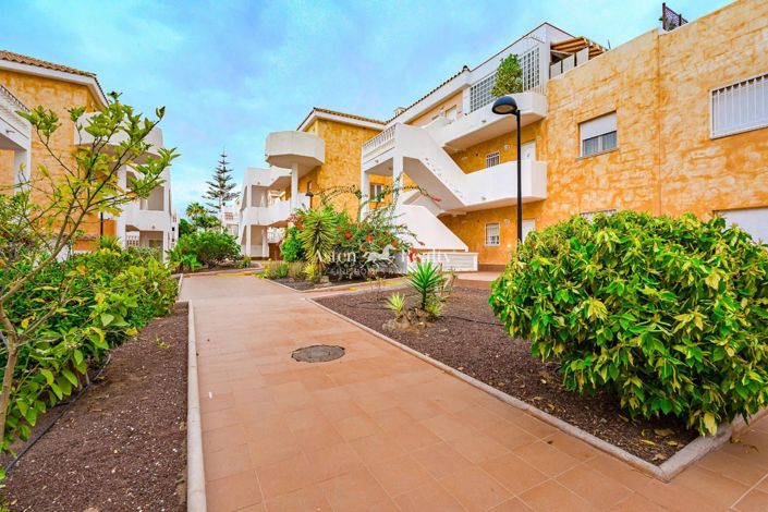 Image No.20-3 Bed Apartment for sale